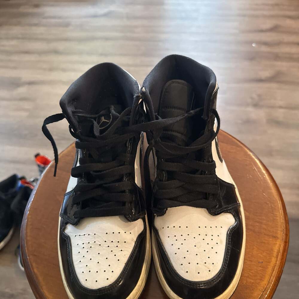 Size 13 - Jordan 1 Mid Carbon Fiber Black/White 194501149310